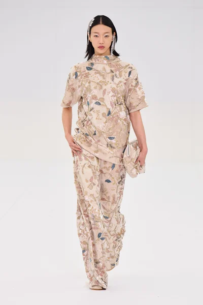 Look 14